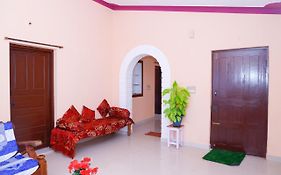 Giri'S Homestay Madikeri
